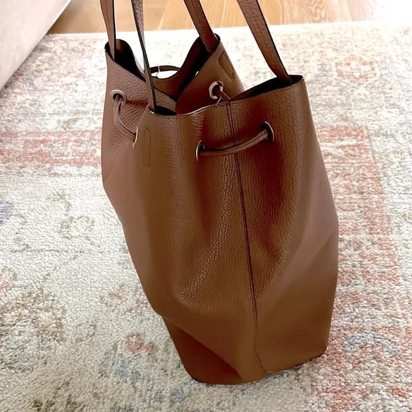 Women’s Target Tote Shoulder Bag Brown Leather Big Hobo Drawstring Large Bucket - Picture 3 of 8